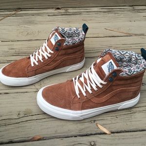 Vans Sk8 Hi MTE size 9 women's